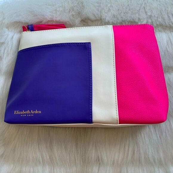 Elizabeth Arden Makeup Bag with Free Trial Samples - Picture 1 of 10